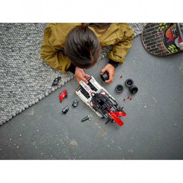 Конструктор LEGO Technic 42137 Formula E Porsche 99X Electric в Великом Новгороде