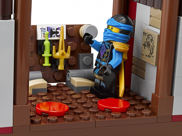 Конструктор LEGO Ninjago 70594 Осада маяка в Великом Новгороде