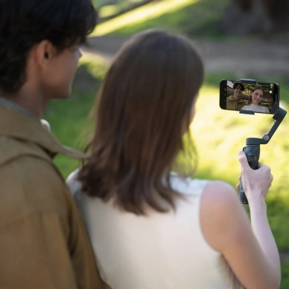 Электрический стабилизатор DJI Osmo Mobile 8 в Великом Новгороде