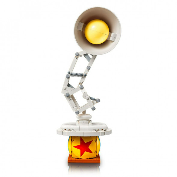 Конструктор LEGO Ideas 21357 Disney Pixar: Люксо-младший в Великом Новгороде