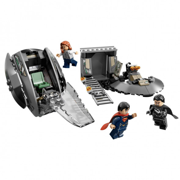 Конструктор LEGO Super Heroes 76009 Супермен: Побег черного Зеро в Великом Новгороде