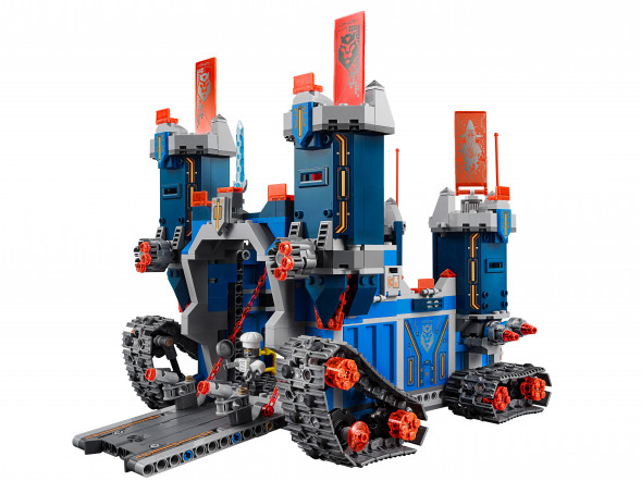 Конструктор LEGO Nexo Knights 70317 Фортрекс - мобильная крепость в Великом Новгороде