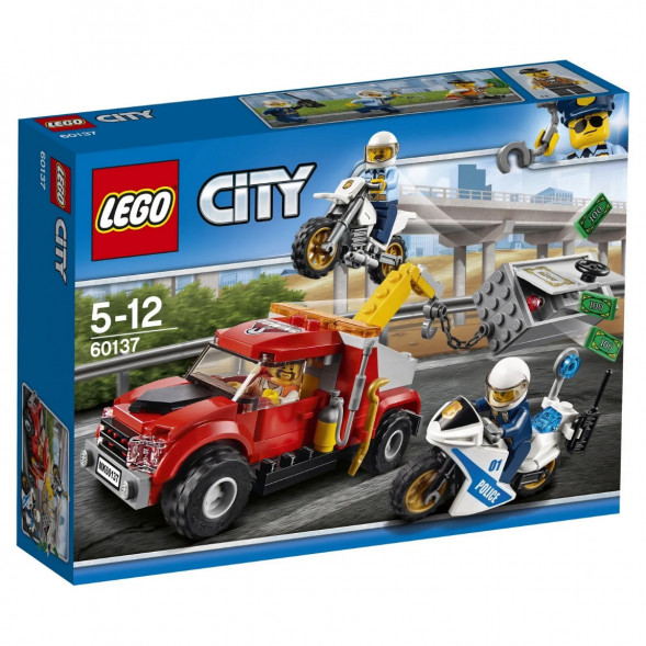 Конструктор LEGO City Police 60137 Побег на буксировщике в Великом Новгороде