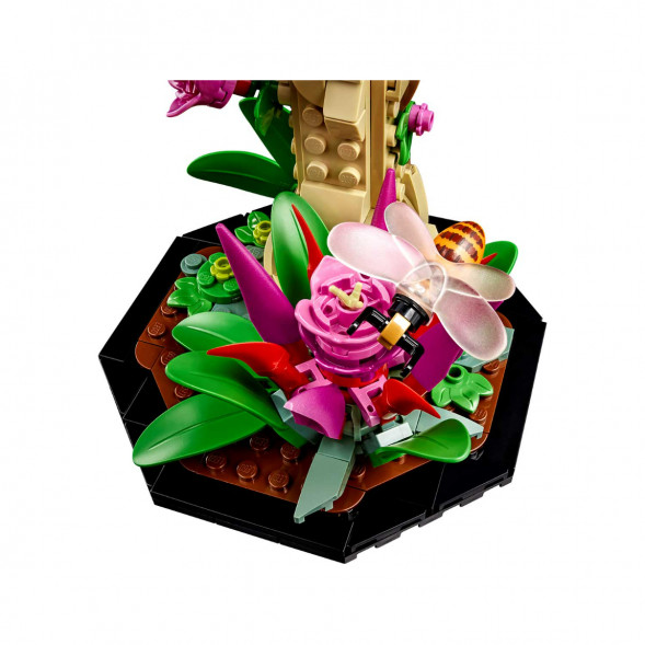 Конструктор LEGO Ideas 21342 Коллекция насекомых в Великом Новгороде