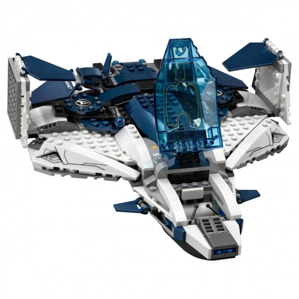 Конструктор LEGO Super Heroes 76032 Погоня на Квинджете Мстителей в Великом Новгороде