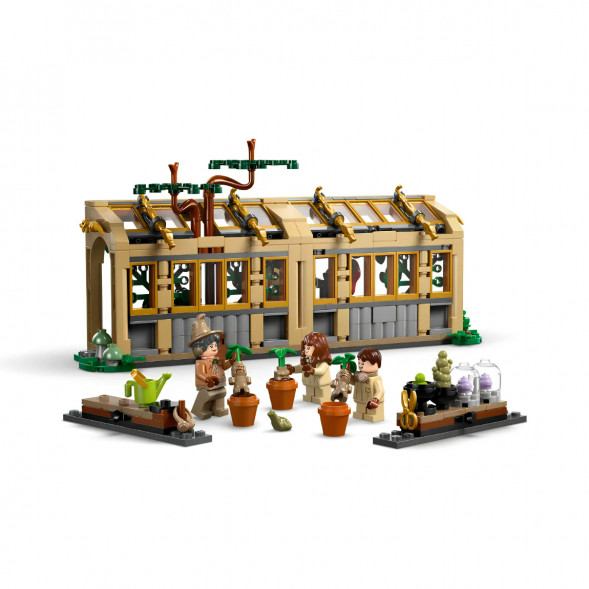 Конструктор LEGO Harry Potter 76445 Замок Хогвартс: Урок травологии в Великом Новгороде