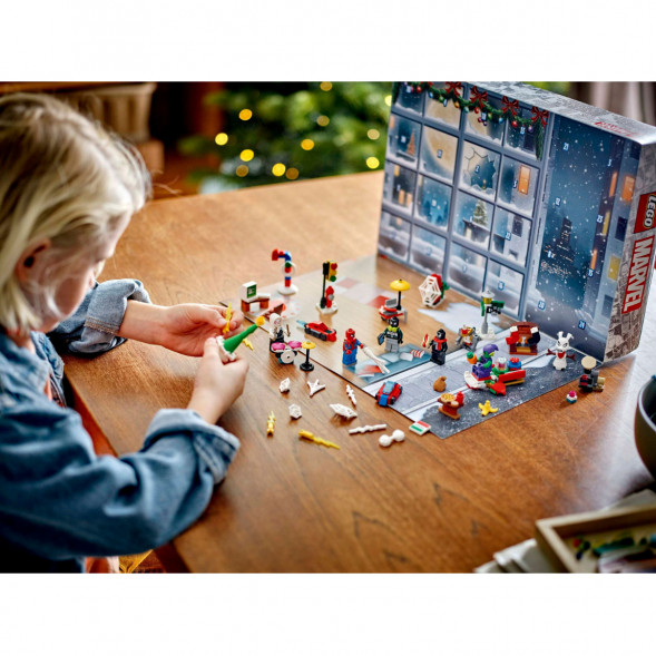 Конструктор LEGO Super Heroes 76293 Новогодний календарь Человек-паук, 2024 в Великом Новгороде