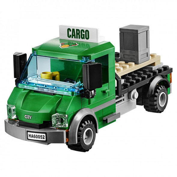 Конструктор LEGO City Trains 60052 Грузовой поезд в Великом Новгороде
