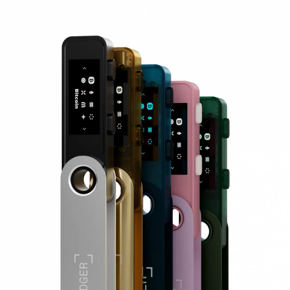 Криптокошелек Ledger Nano S Plus 1 шт., Sapphire Blue в Великом Новгороде