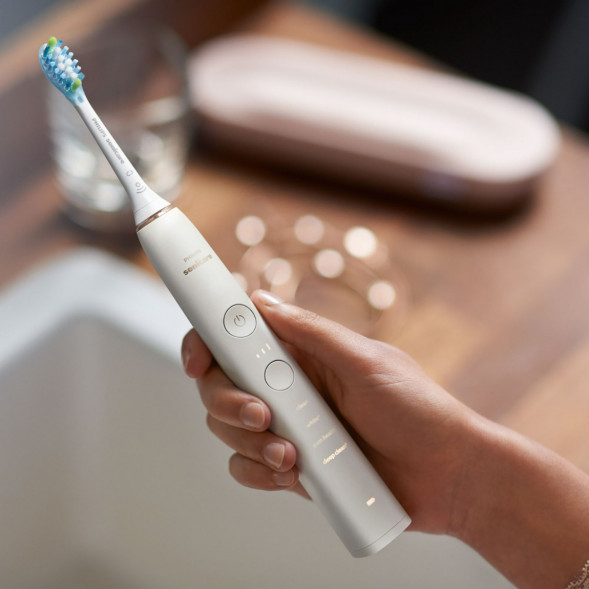 Электрическая зубная щетка Philips Sonicare HX9911/94, белый в Великом Новгороде