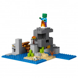 Конструктор LEGO Minecraft 21152 Приключения на пиратском корабле