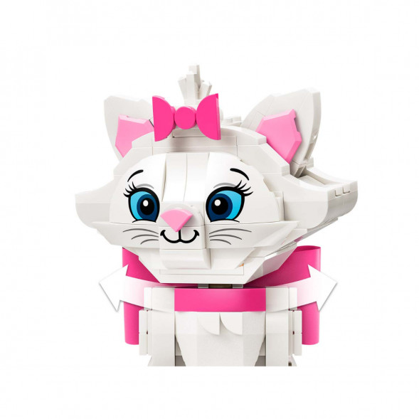 Конструктор LEGO Disney 43286 Коты-аристократы: Очаровательная Мари в Великом Новгороде