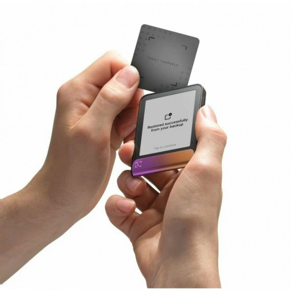Аппаратный криптокошелек Ledger Flex, Ferro Fuchsia в Великом Новгороде