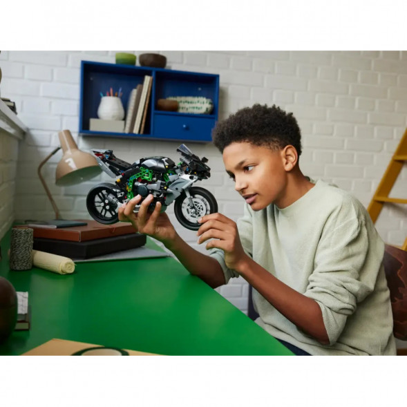 Конструктор LEGO Technic 42170 Мотоцикл Kawasaki Ninja H2R в Великом Новгороде