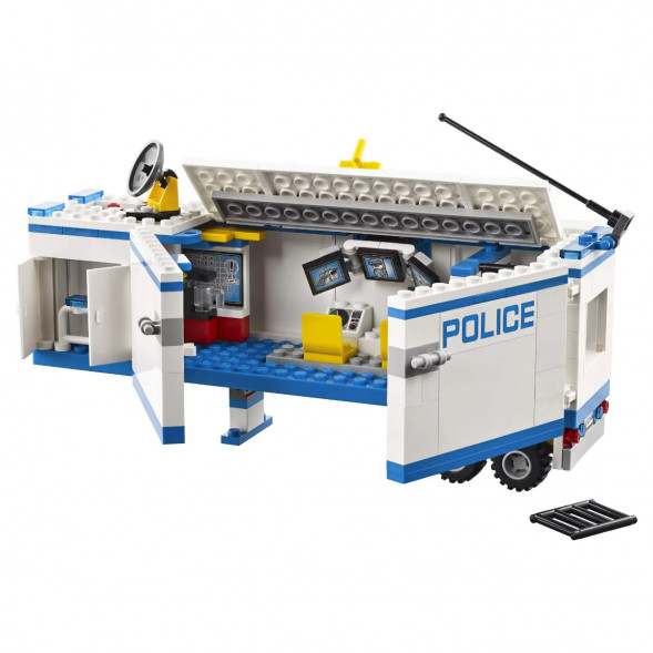 Конструктор LEGO City Police 60044 Выездной отряд полиции в Великом Новгороде